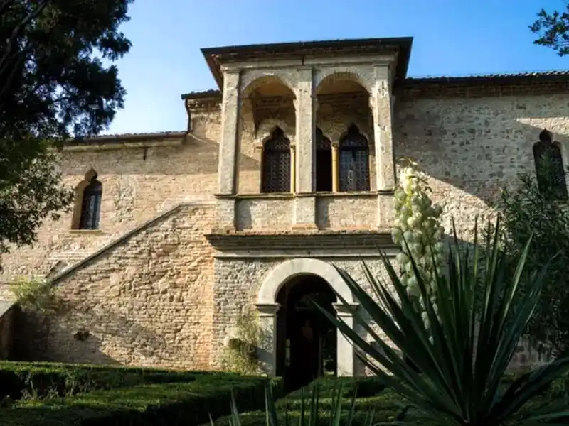 casa-del-petrarca1